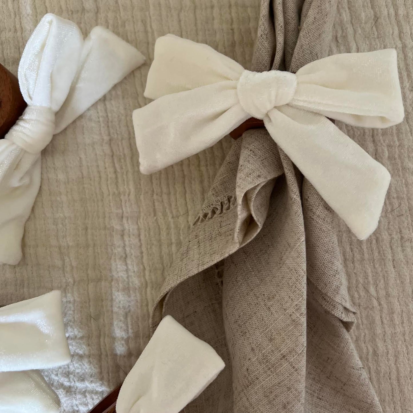 Bow Top Napkin Ring (set of 4) - White